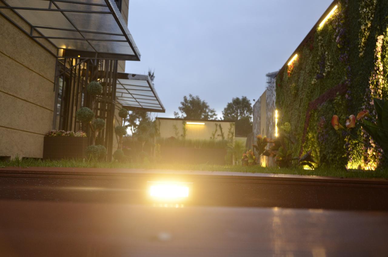 Afropolitan Hotel Addis Abeba Exterior foto